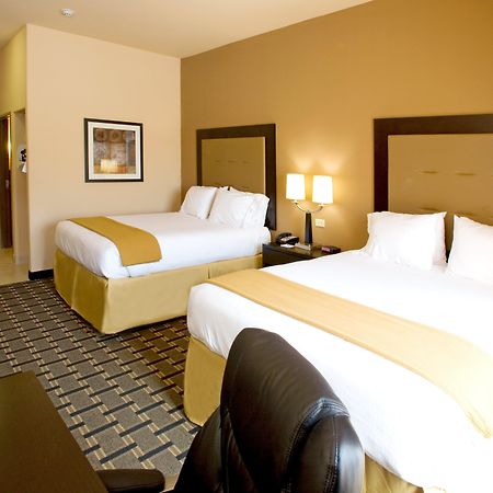 Holiday Inn Express And Suites Beeville By Ihg Cameră foto