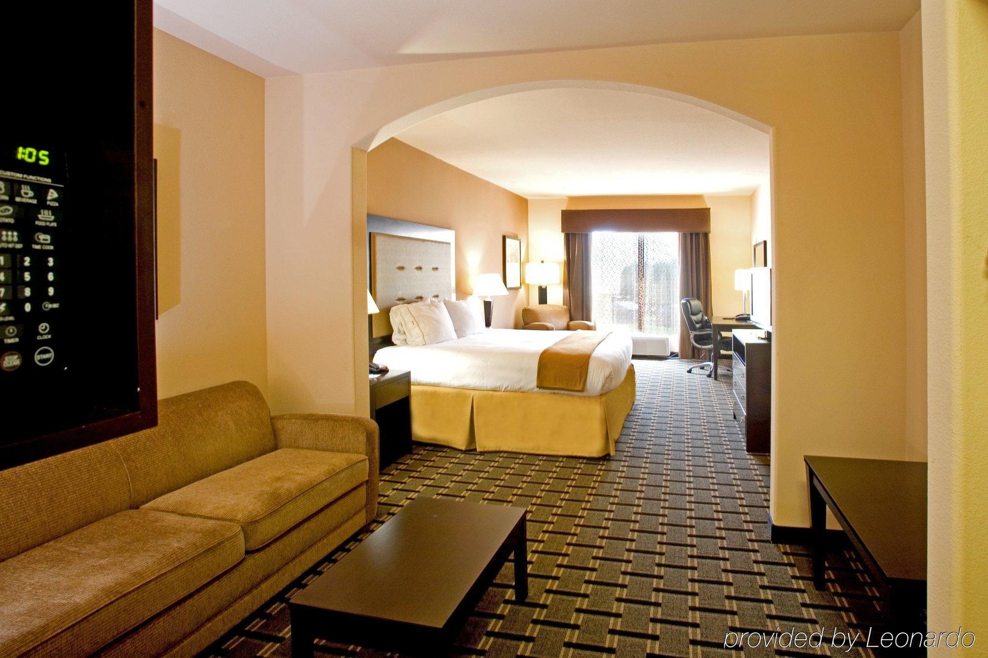 Holiday Inn Express And Suites Beeville By Ihg Cameră foto